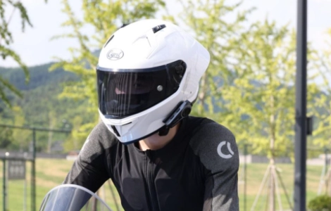 Casque Bluetooth pour casque tout-terrain anti-chute&nbsp;: solutions de communication OEM/ODM pour les pilotes professionnels et les marques
