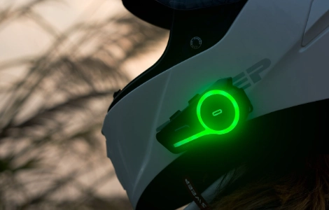 Ride Connected&nbsp;:&nbsp;Oreillettes Bluetooth pour casque OEM/ODM pour les marques mondiales de motos