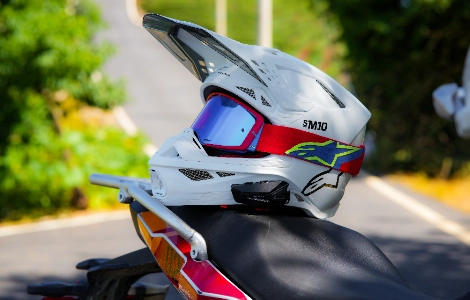 10 sc&eacute;narios r&eacute;els pour les casques Bluetooth pour motos intelligentes | Guide de vente en gros OEM pour les distributeurs